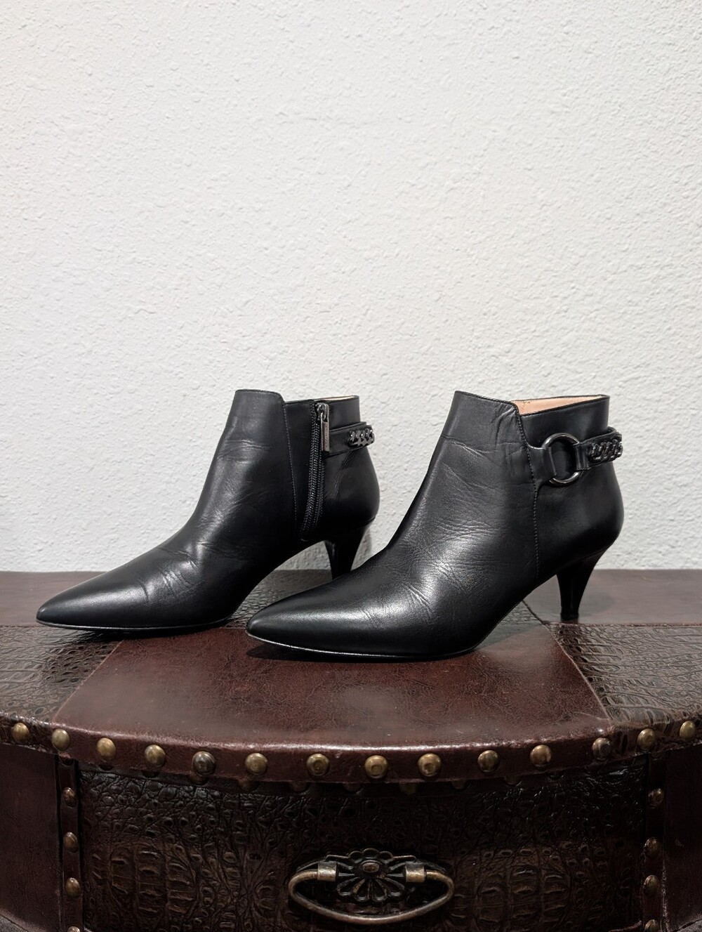 Aquatalia Black Leather Chain Detail Kitten Heel Booties, Made in Italy Size 8.5